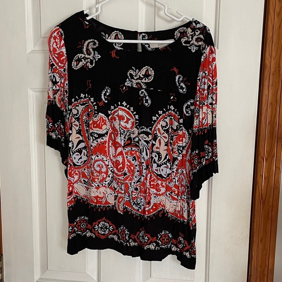 LOFT Tops - LOFT Black and Red Paisley Blouse